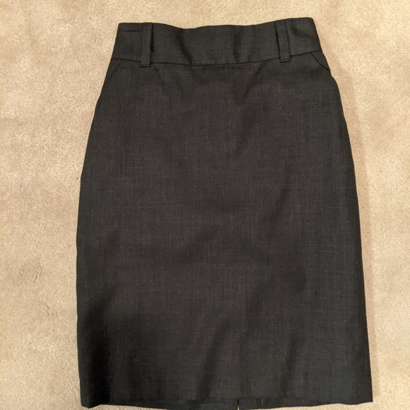 Banana Republic Dresses & Skirts - Banana Republic Professional Skirt